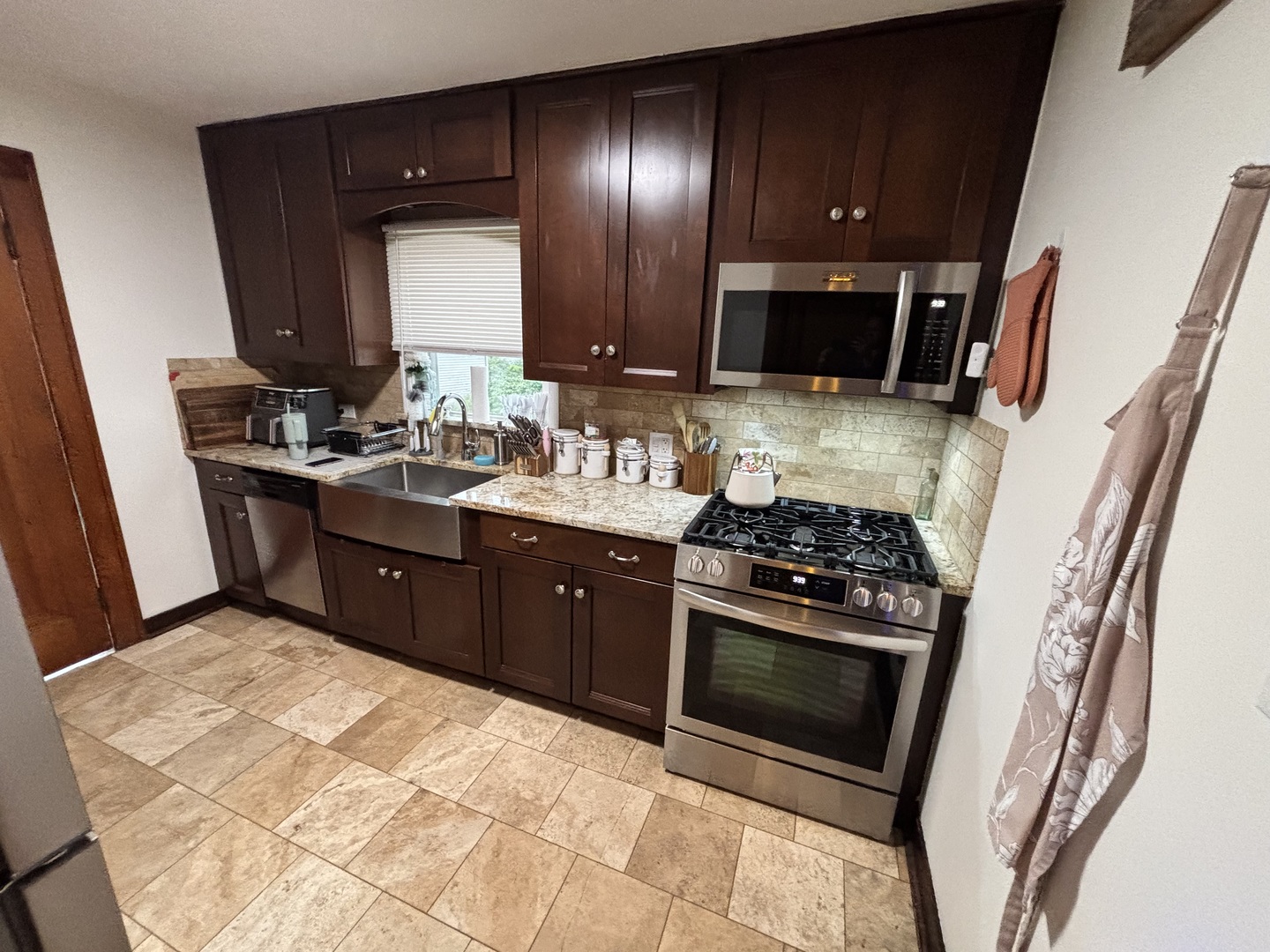 16254 Prairie Avenue, South Holland, IL 60473