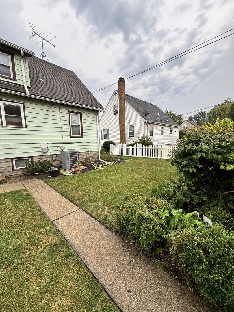 16254 Prairie Avenue, South Holland, IL 60473