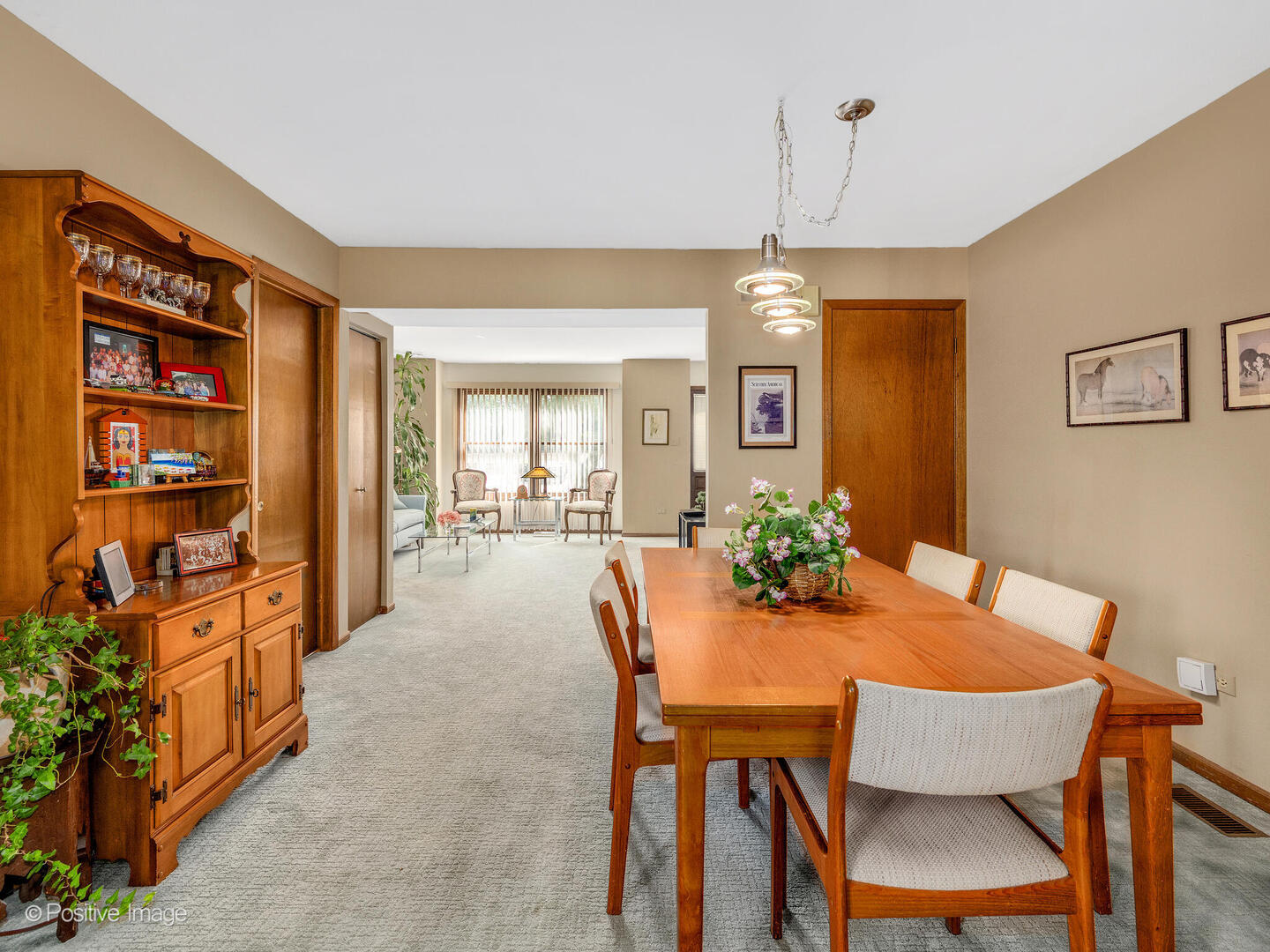 1105 W Hillgrove Avenue #1105, La Grange, IL 60525