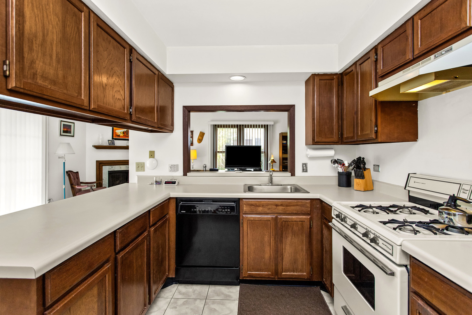 1771 Vermont Drive, Elk Grove Village, IL 60007