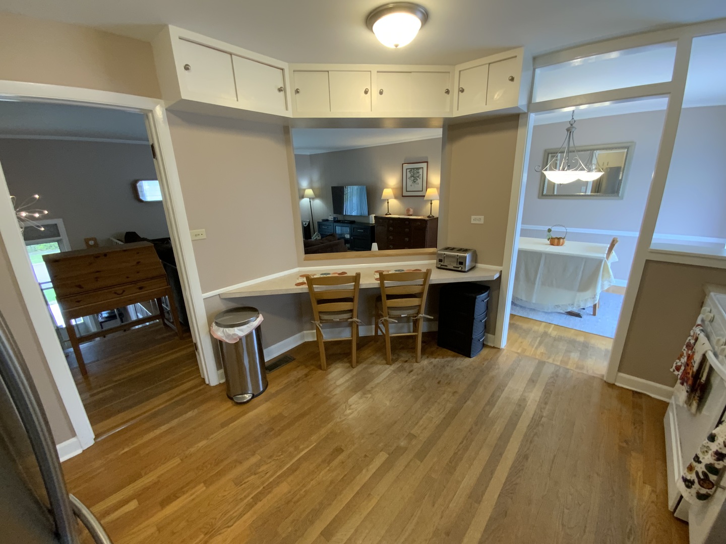 665 Thornwood Drive, Buffalo Grove, IL 60089