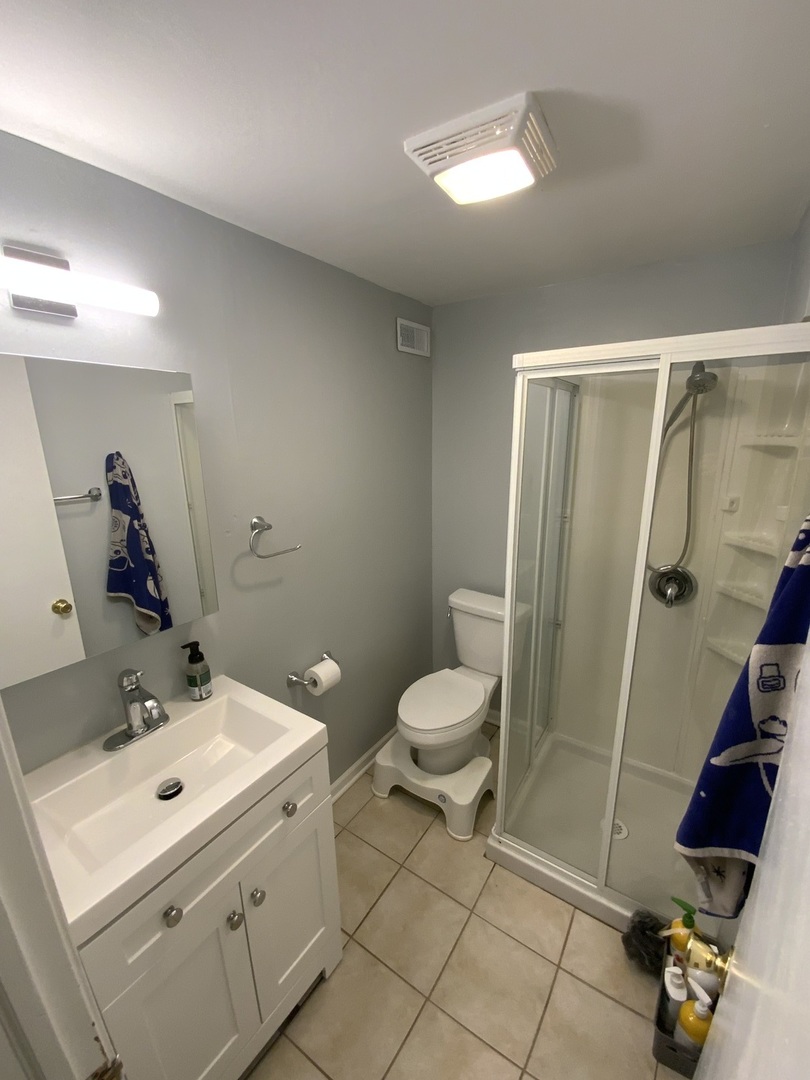 665 Thornwood Drive, Buffalo Grove, IL 60089
