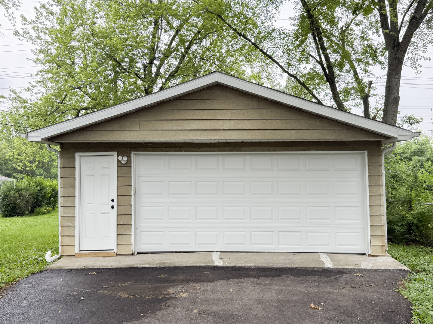 3704 Linden Road, Richton Park, IL 60471