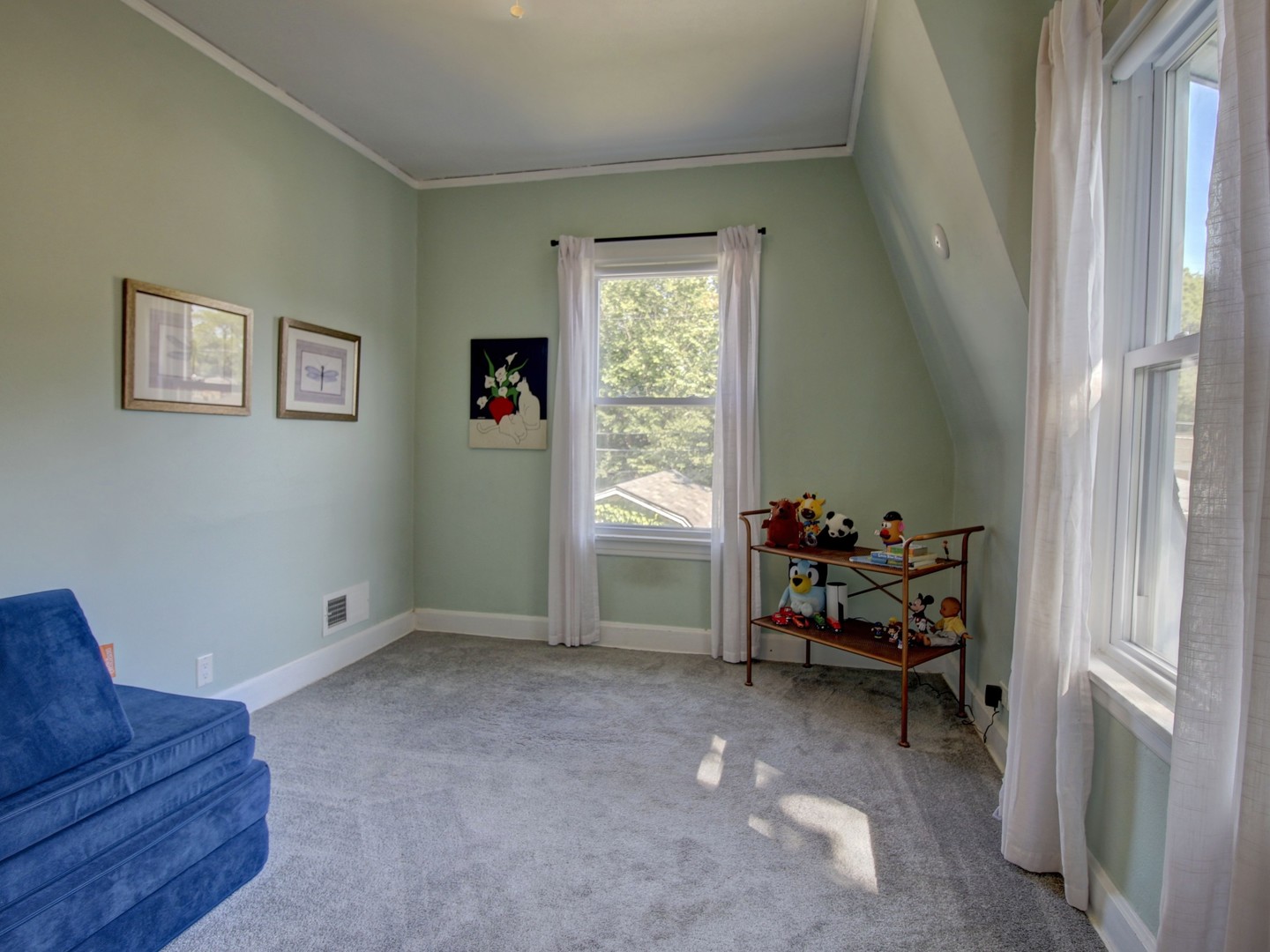 215 Brown Avenue, Evanston, IL 60202