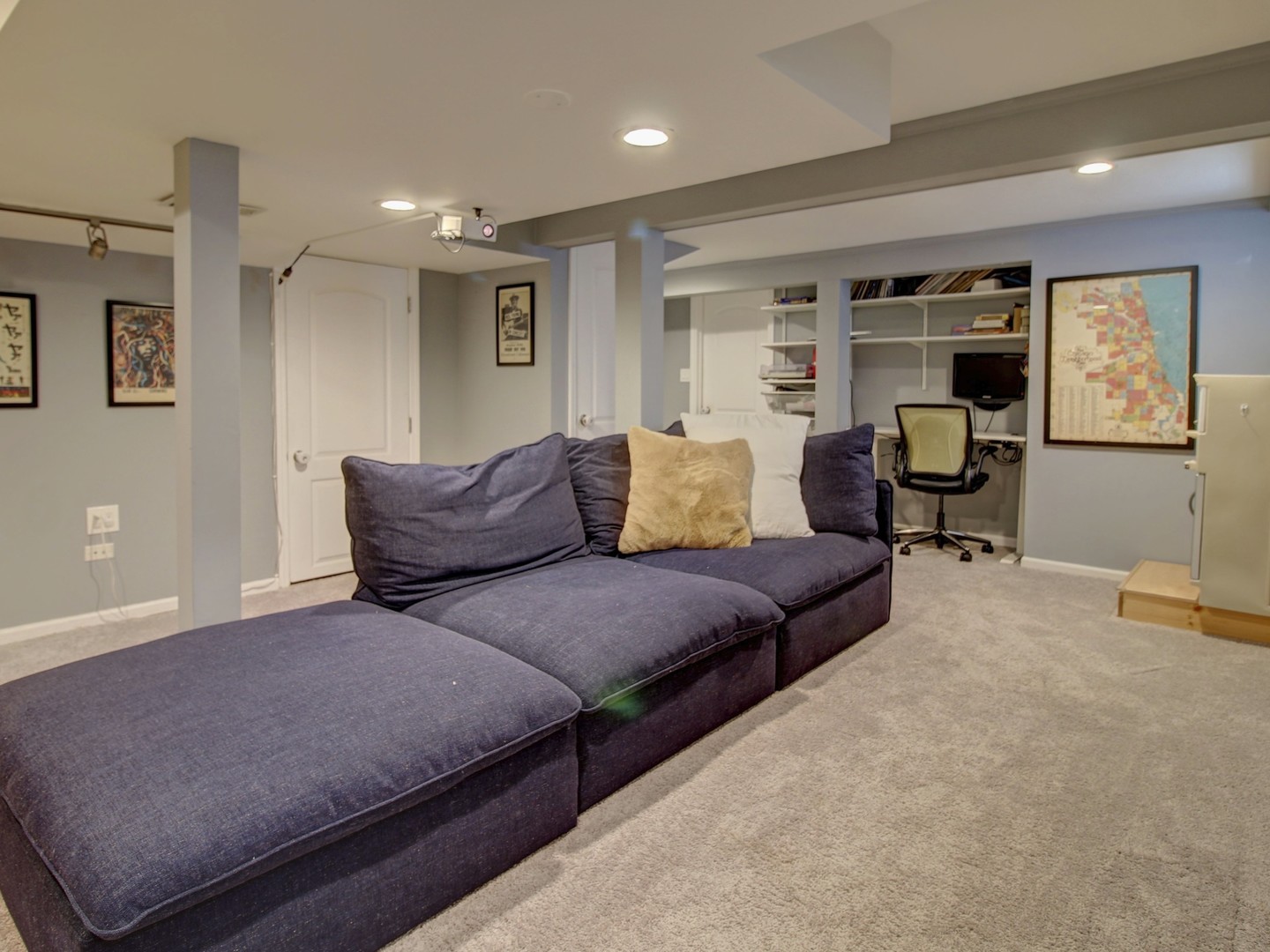 215 Brown Avenue, Evanston, IL 60202