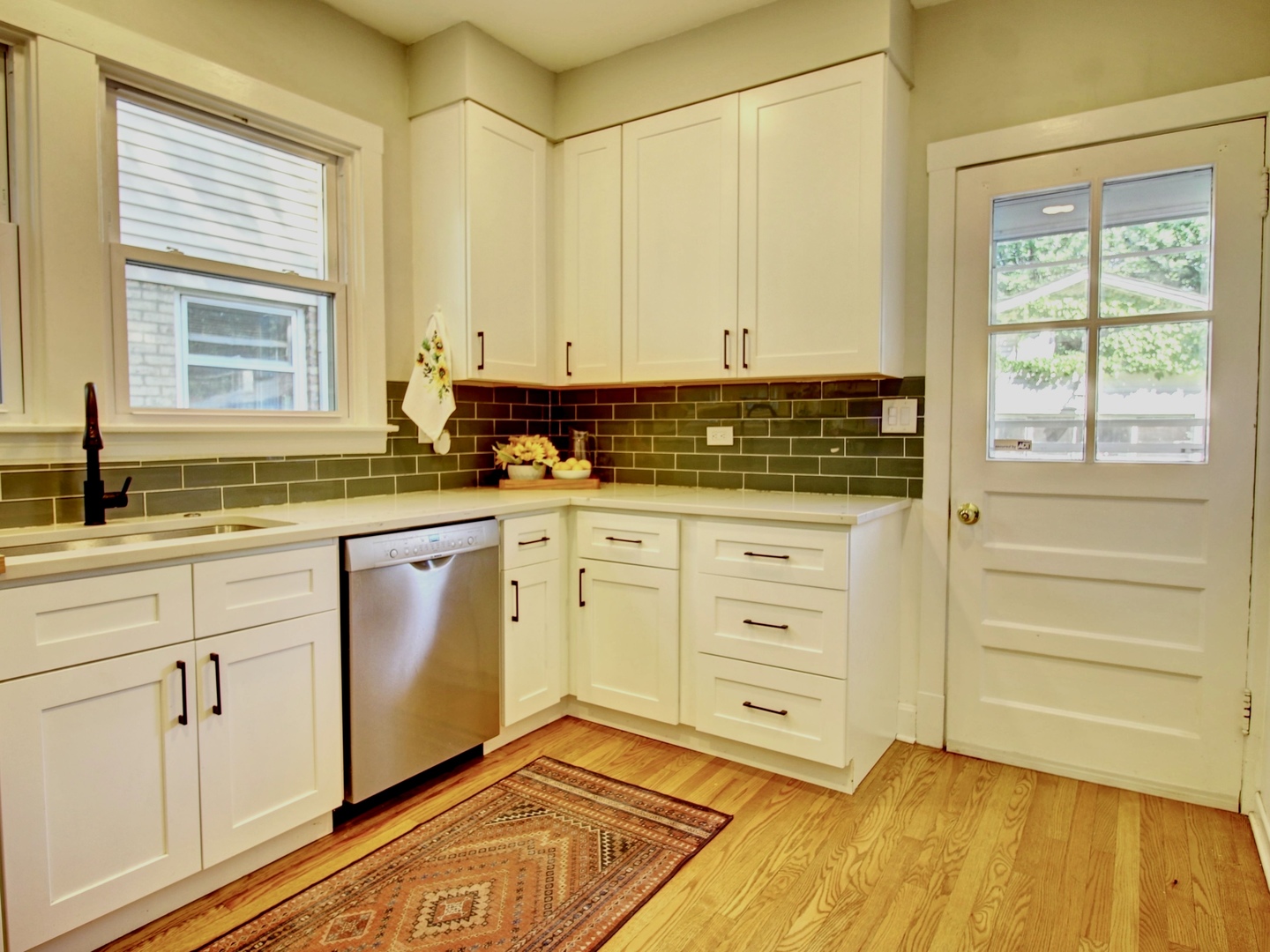 215 Brown Avenue, Evanston, IL 60202