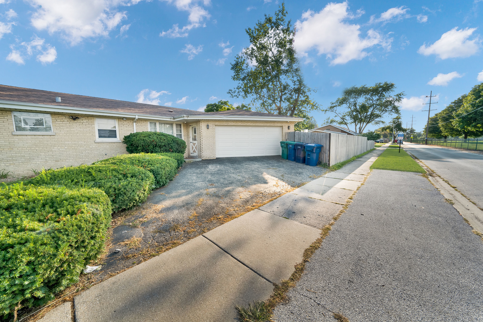 9100 S Saint Louis Avenue, Evergreen Park, IL 60805