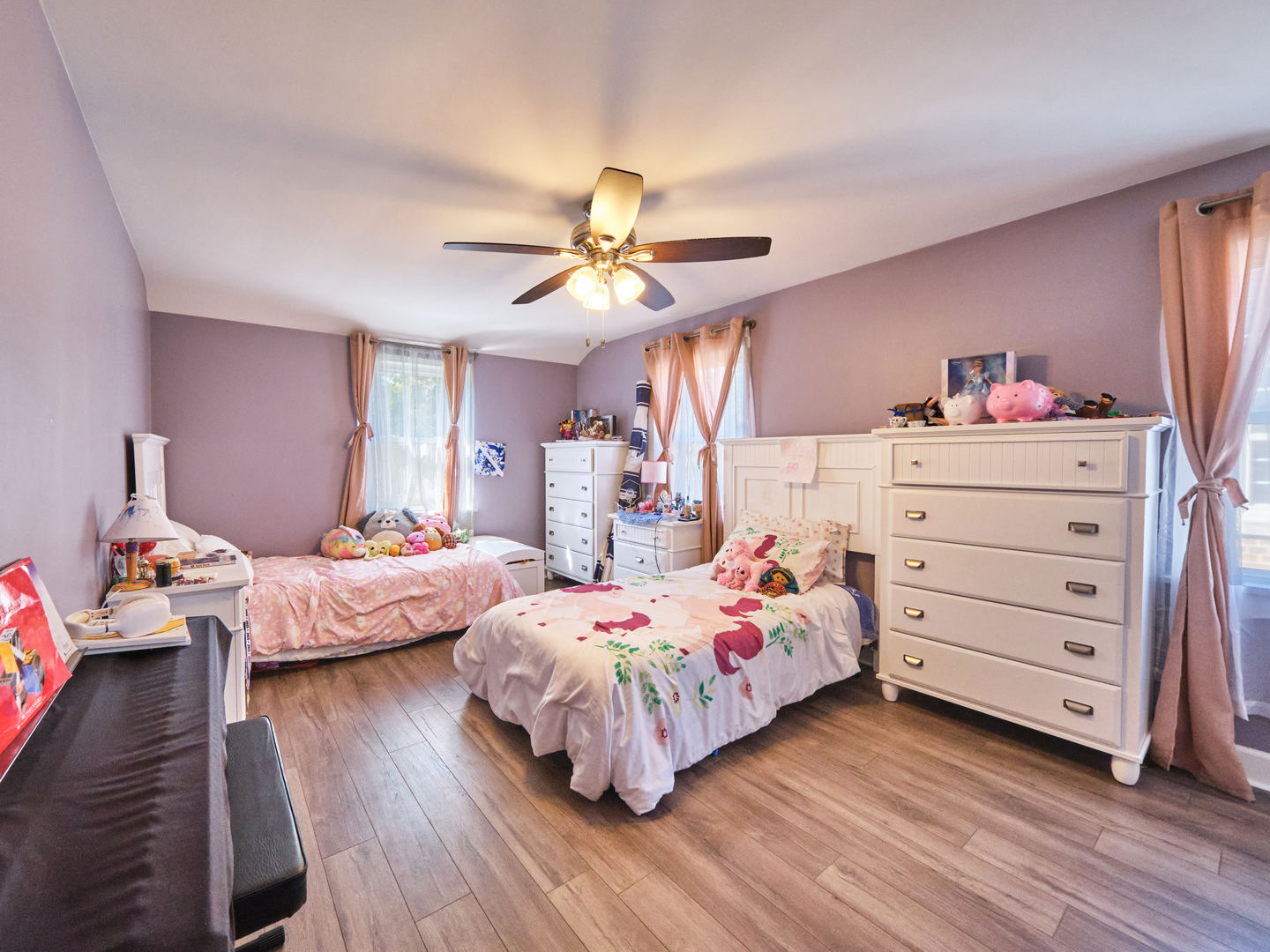 3633 S 57th Court, Cicero, IL 60804