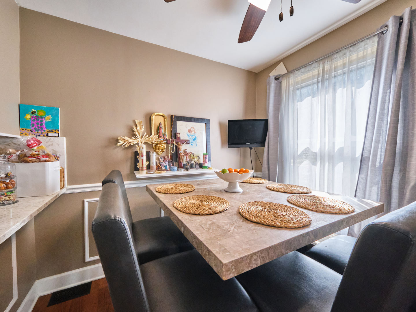 3633 S 57th Court, Cicero, IL 60804