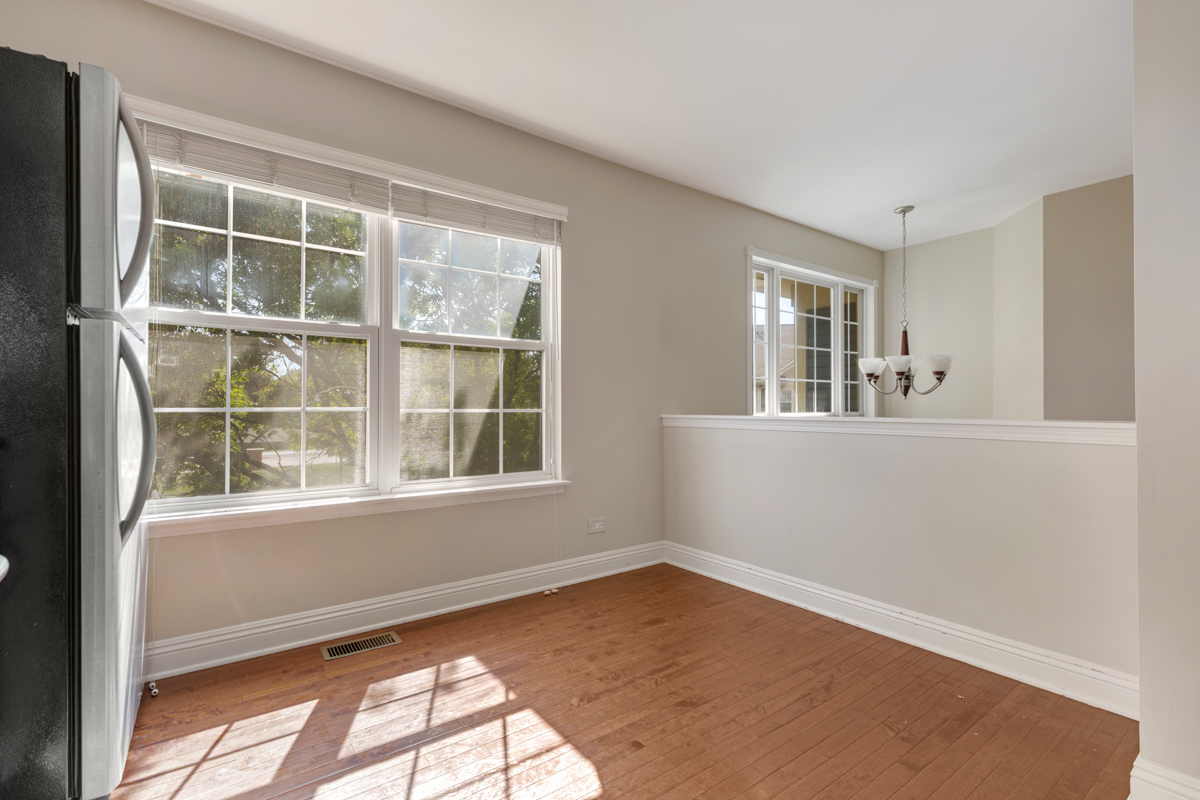 600 Stone Brook Court #600, Elk Grove Village, IL 60007