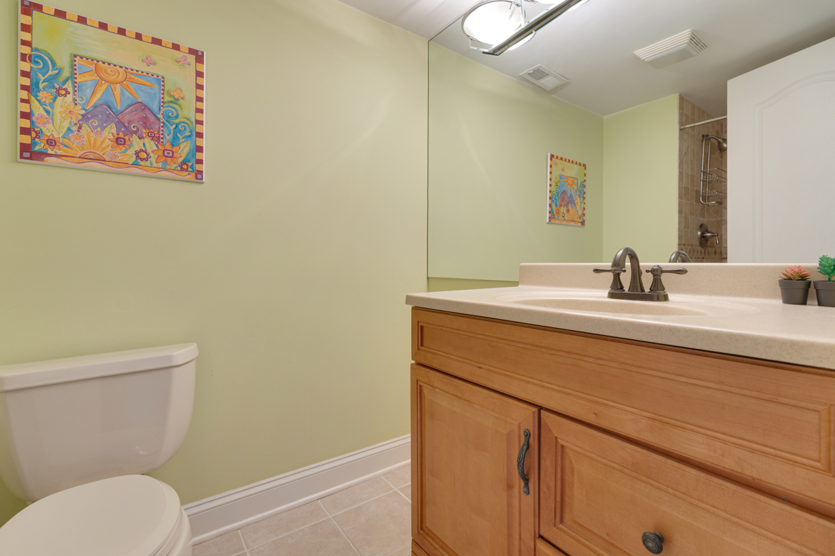 600 Stone Brook Court #600, Elk Grove Village, IL 60007