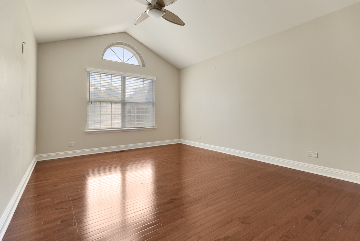 600 Stone Brook Court #600, Elk Grove Village, IL 60007