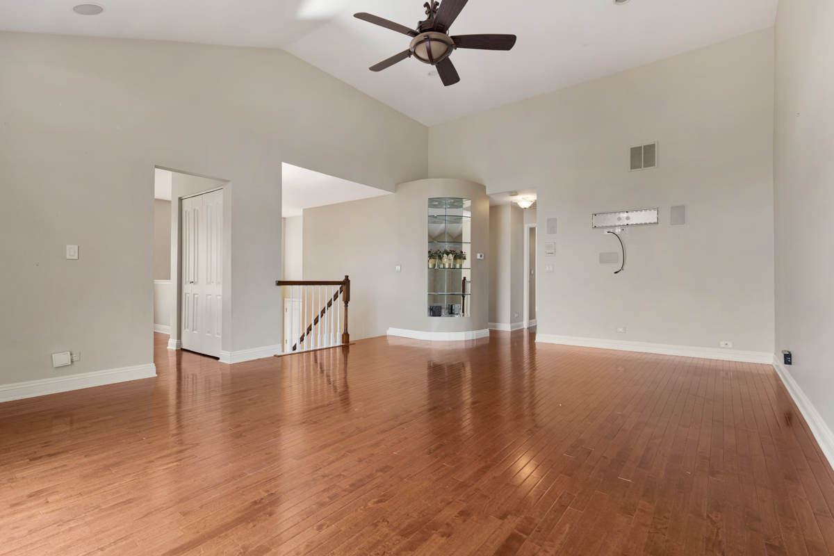 600 Stone Brook Court #600, Elk Grove Village, IL 60007