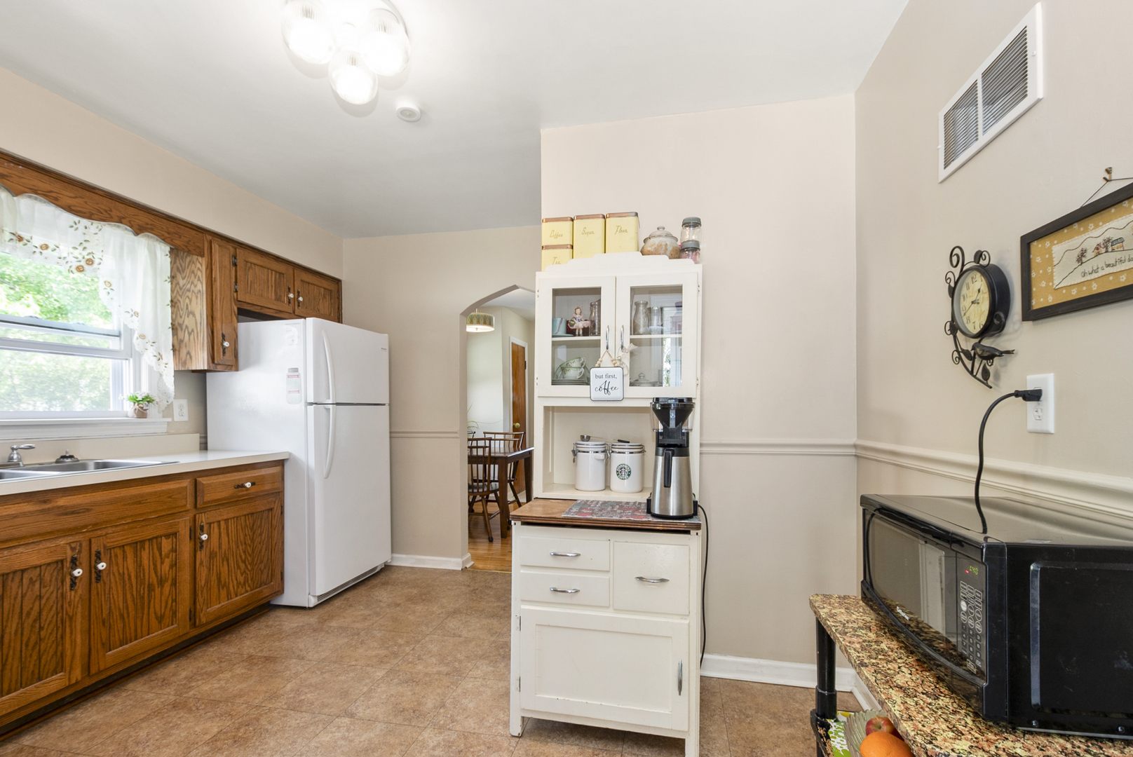 10832 Carpenter Street, Mokena, IL 60448