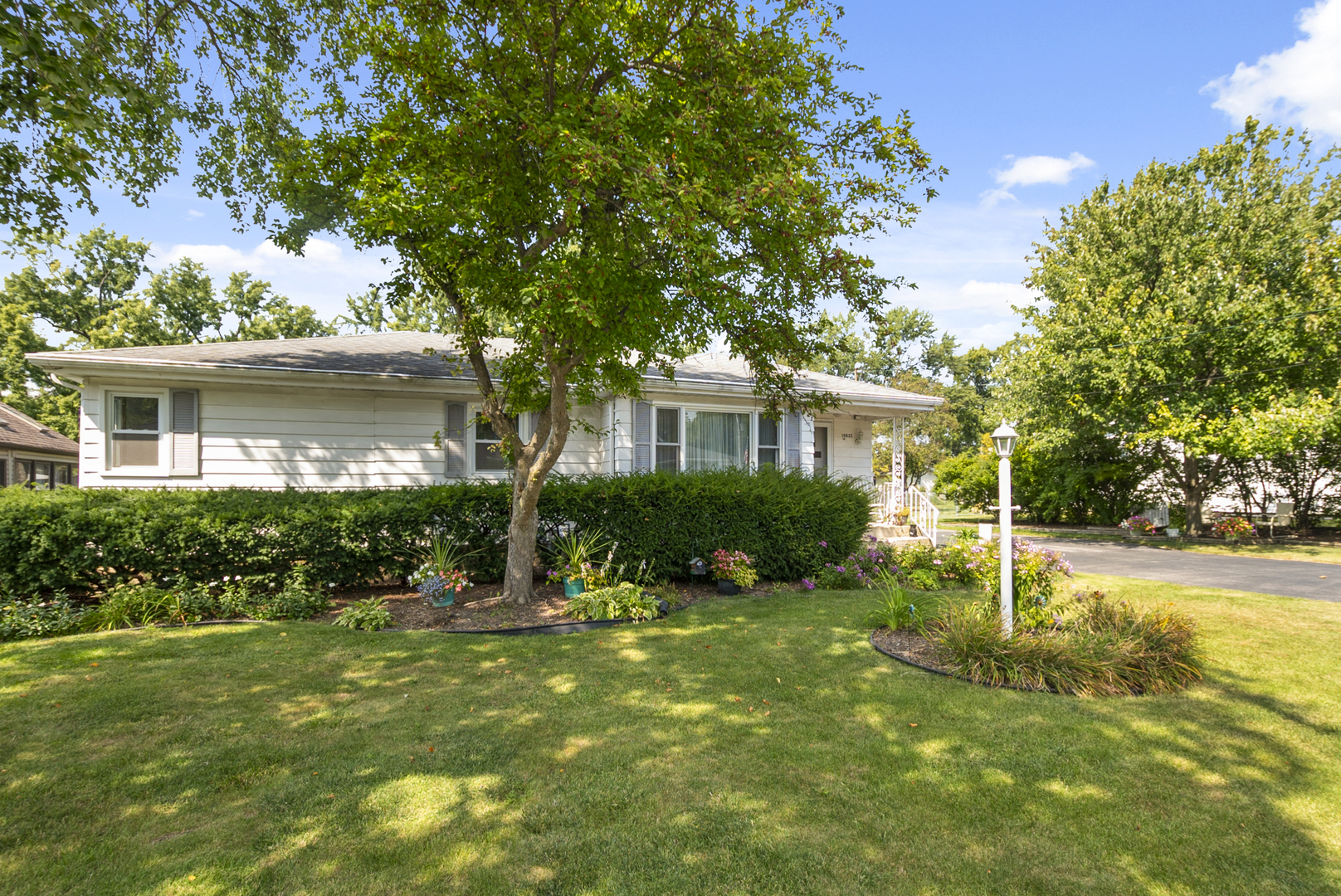 10832 Carpenter Street, Mokena, IL 60448