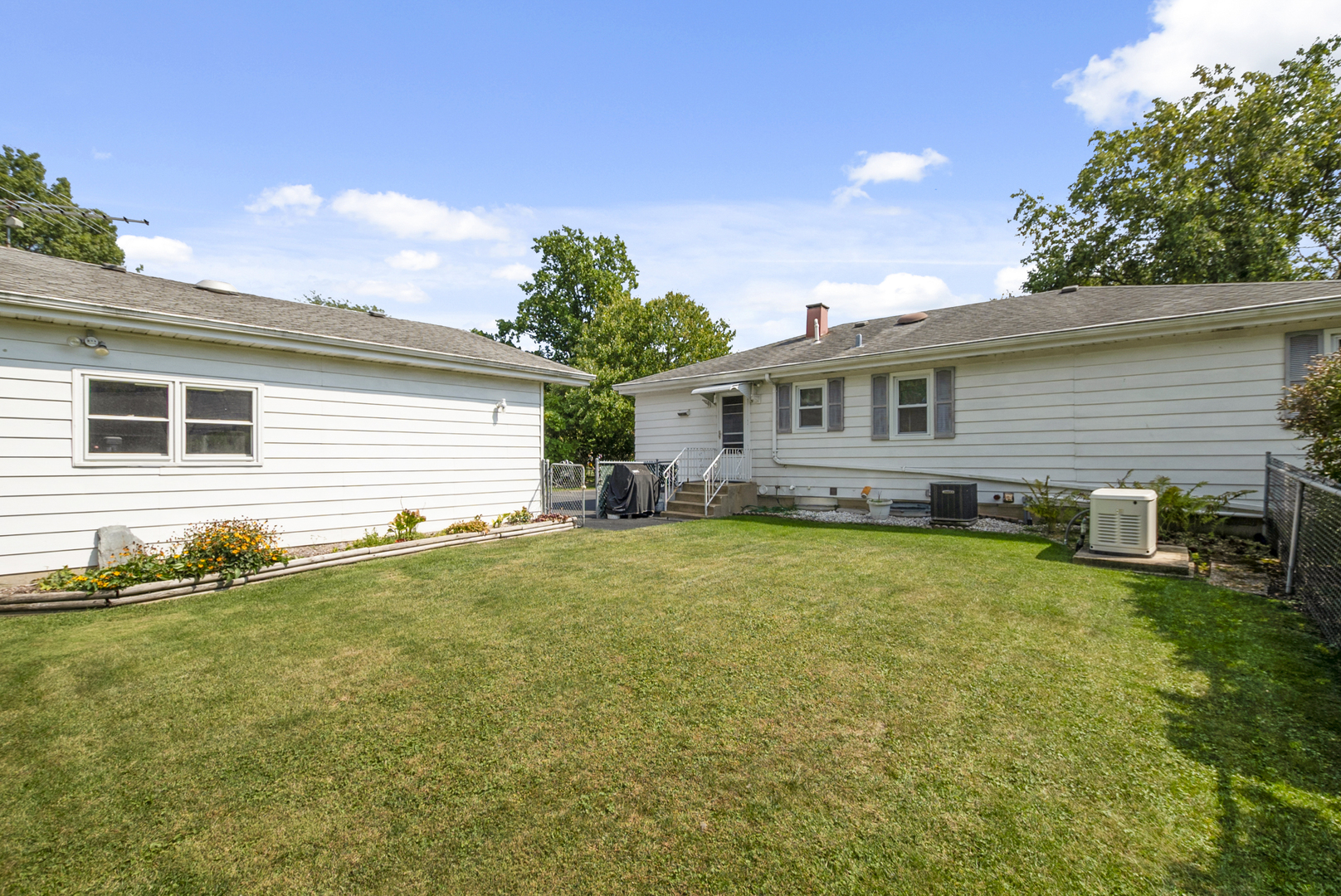 10832 Carpenter Street, Mokena, IL 60448