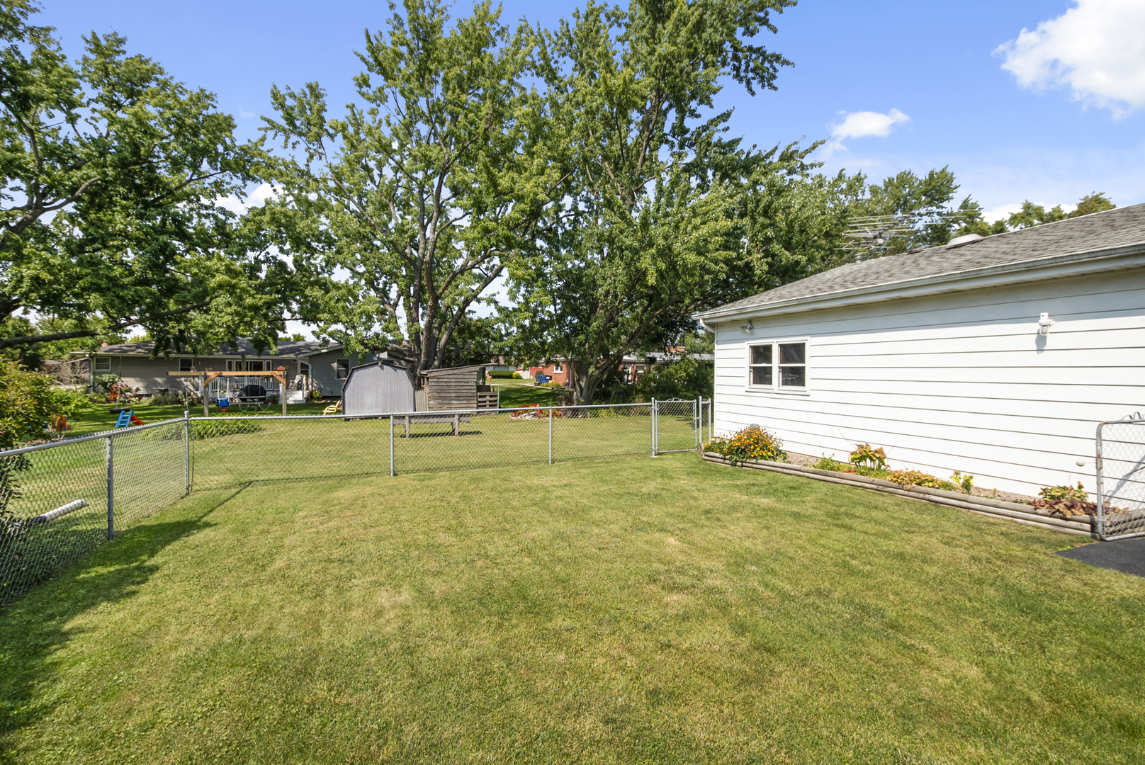 10832 Carpenter Street, Mokena, IL 60448
