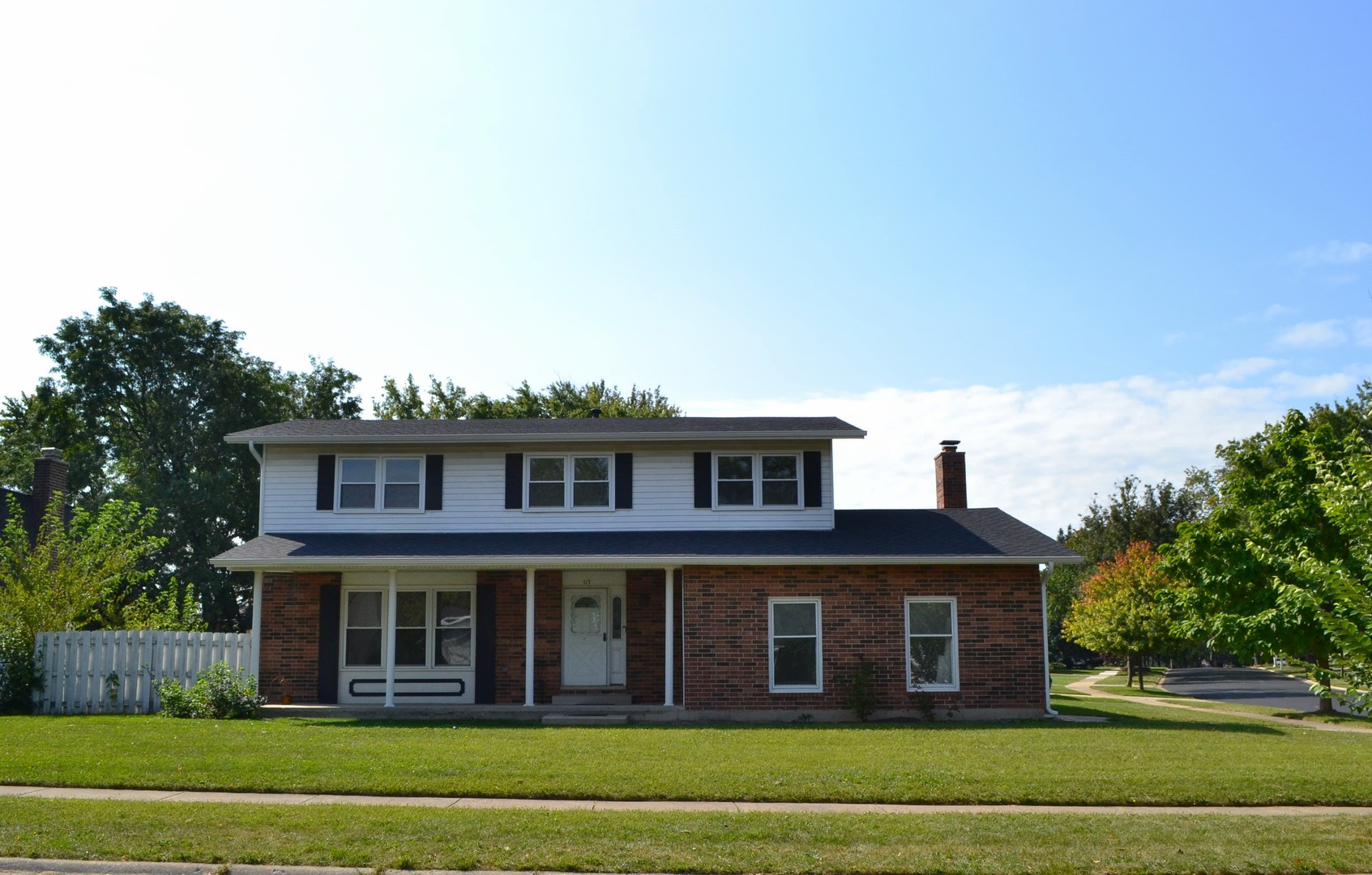 419 Charlestown Drive, Bolingbrook, IL 60440
