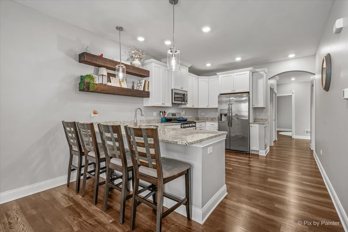 745 Harper Avenue, Cary, IL 60013