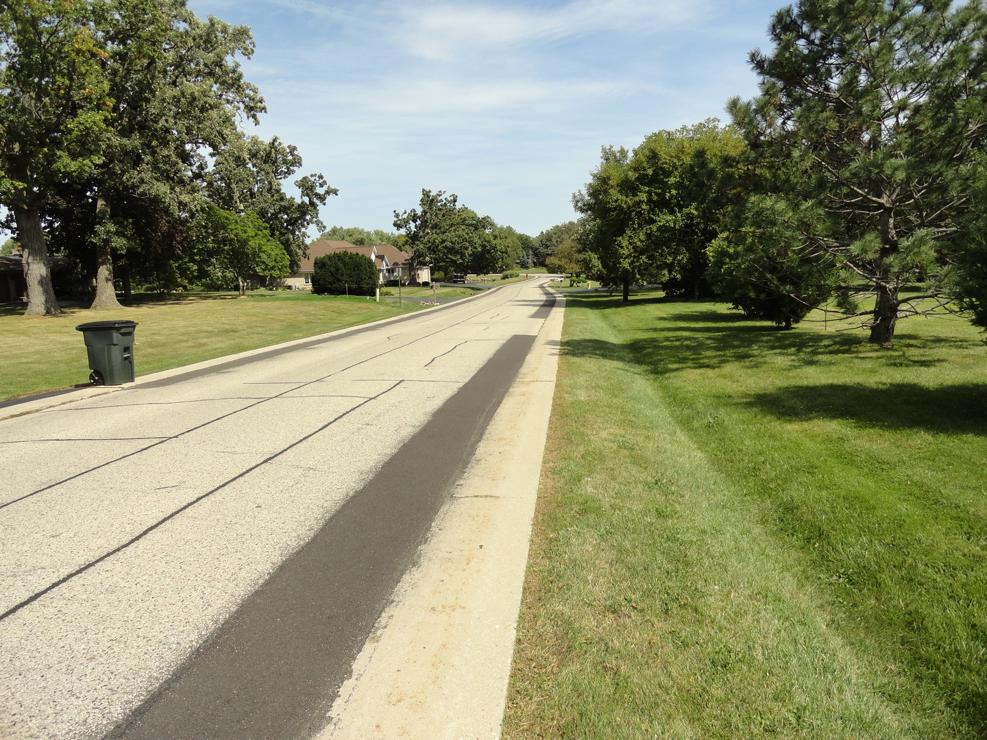 6 Lagoon Drive, Hawthorn Woods, IL 60047