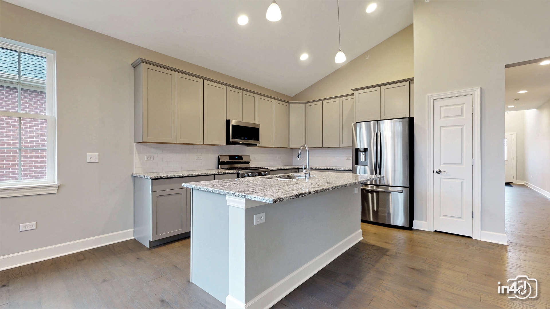 1431 Somerset Place, Barrington, IL 60010