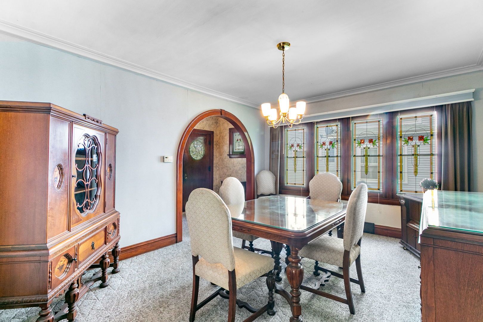 354 Lionel Road, Riverside, IL 60546