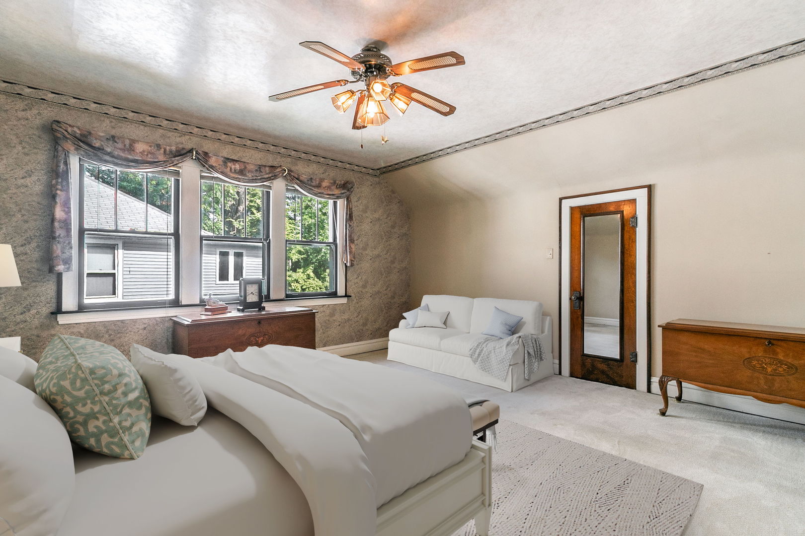 354 Lionel Road, Riverside, IL 60546