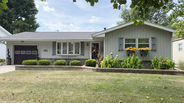 1316 Rutledge Road, Bloomington, IL 61704