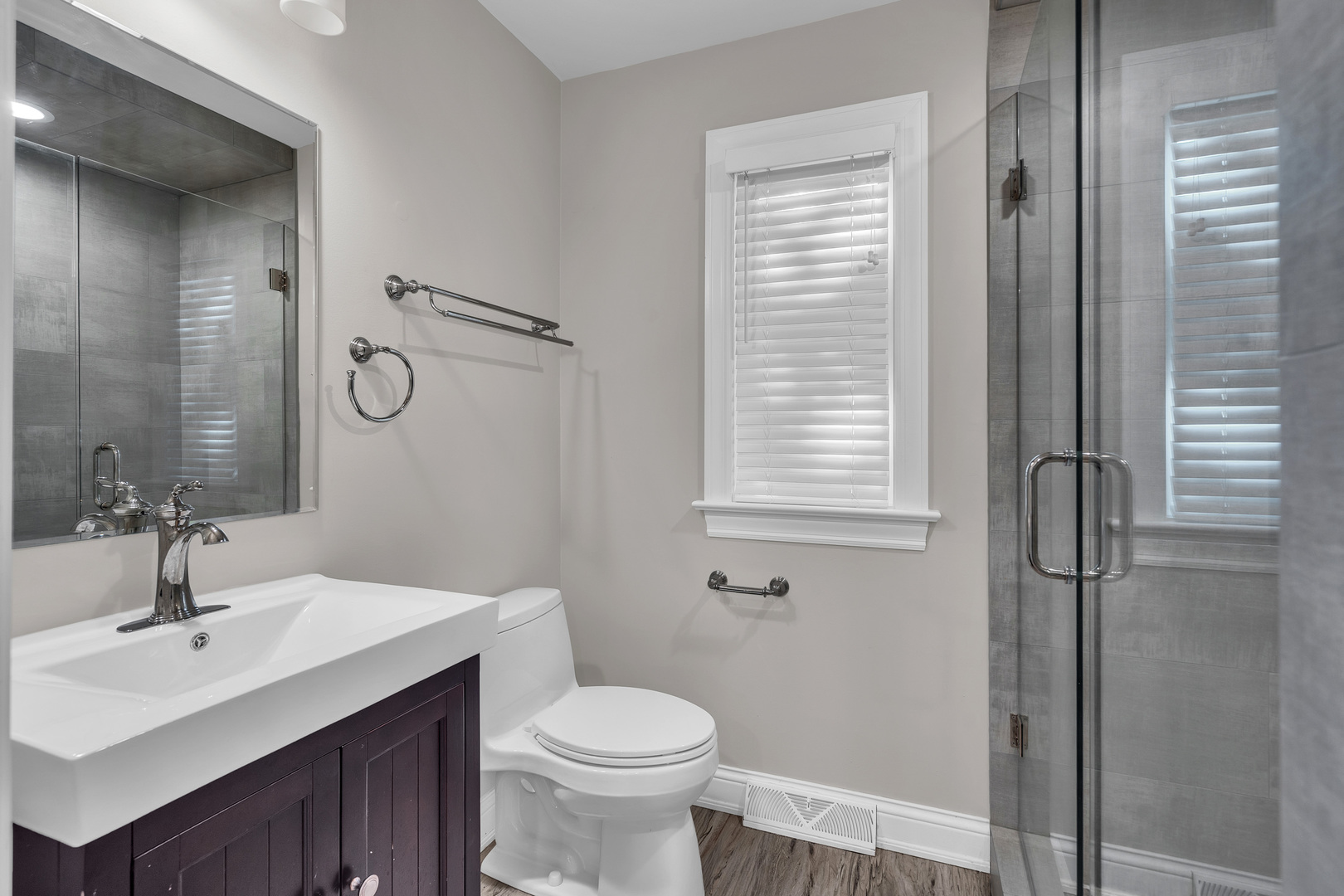 17 Baybrook Lane, Oak Brook, IL 60523