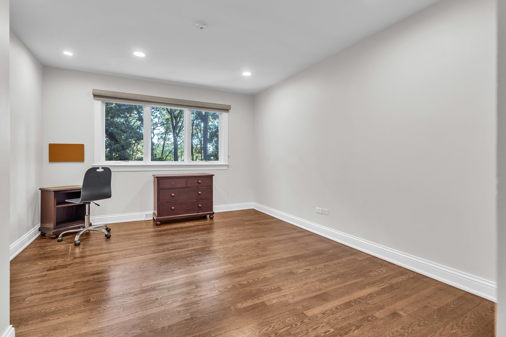 17 Baybrook Lane, Oak Brook, IL 60523