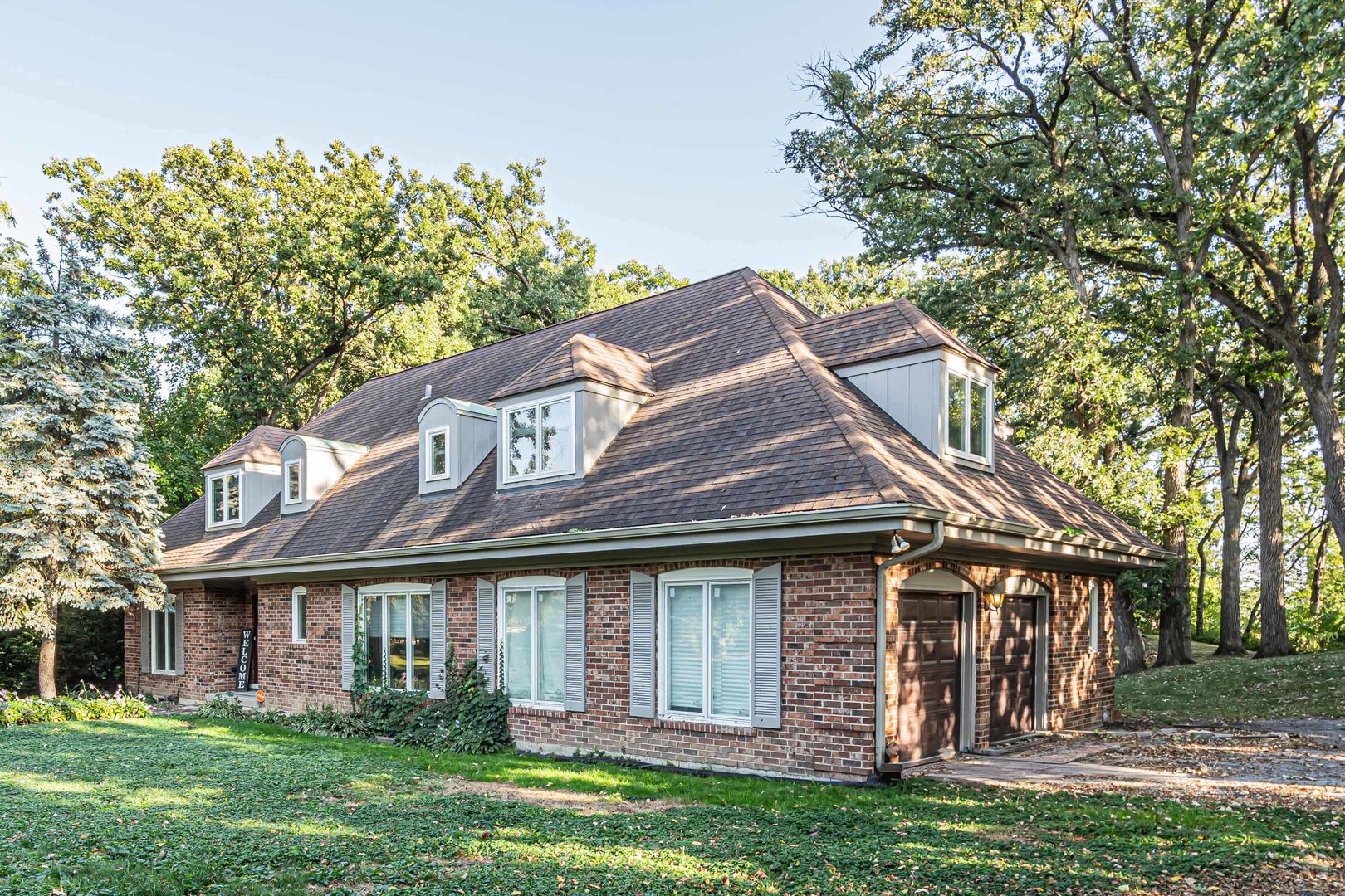 17 Baybrook Lane, Oak Brook, IL 60523