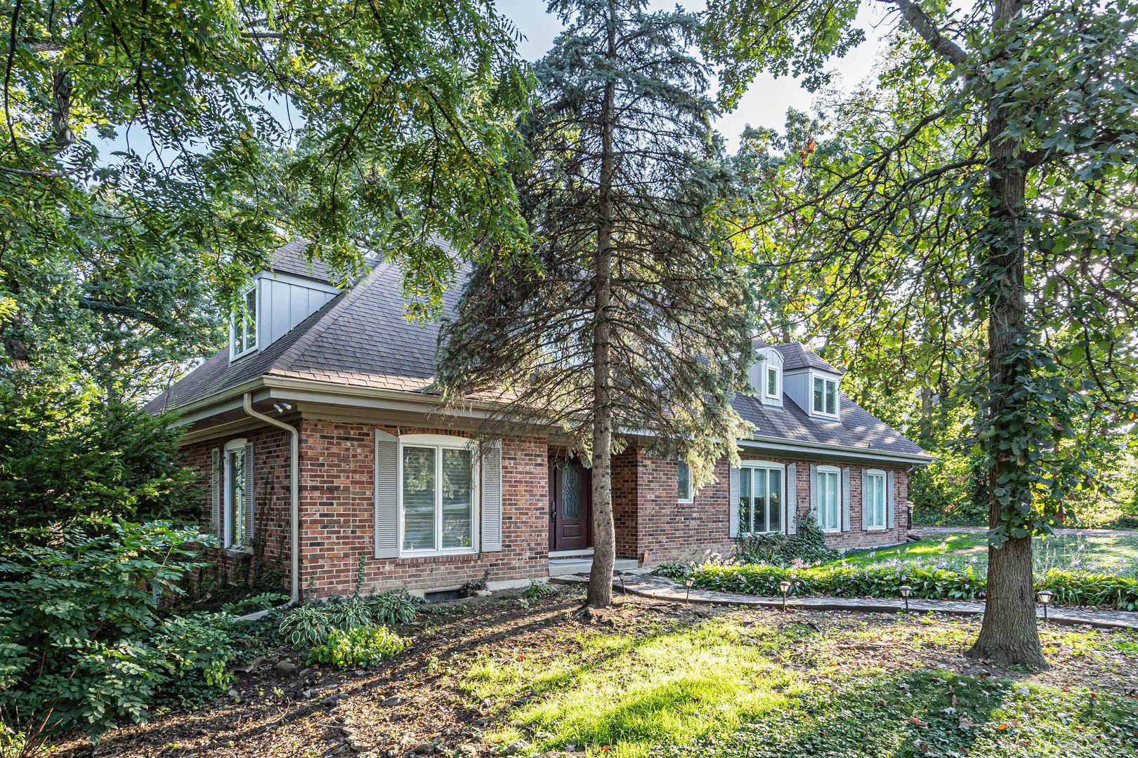 17 Baybrook Lane, Oak Brook, IL 60523