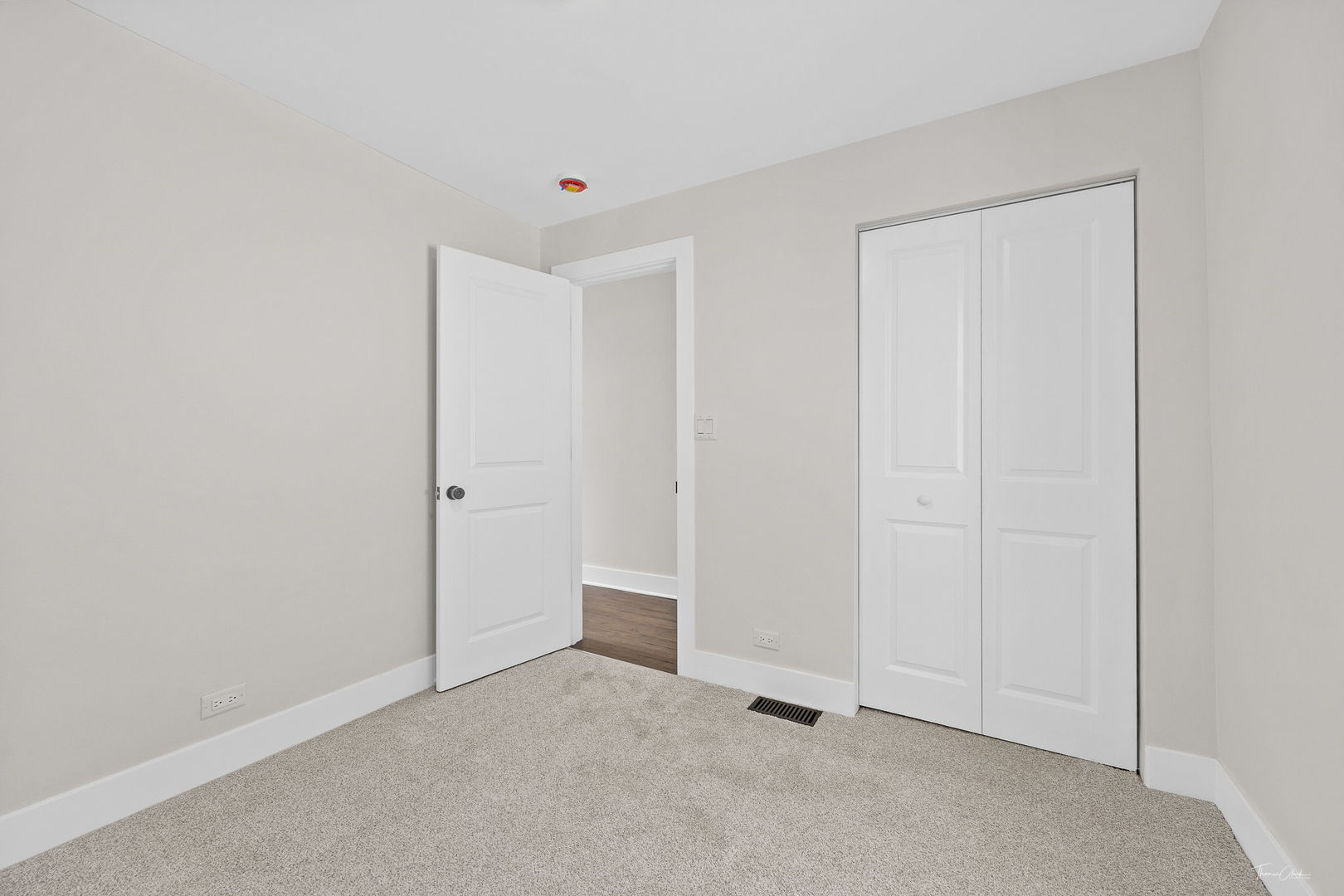 1926 S 19th Avenue, Maywood, IL 60153