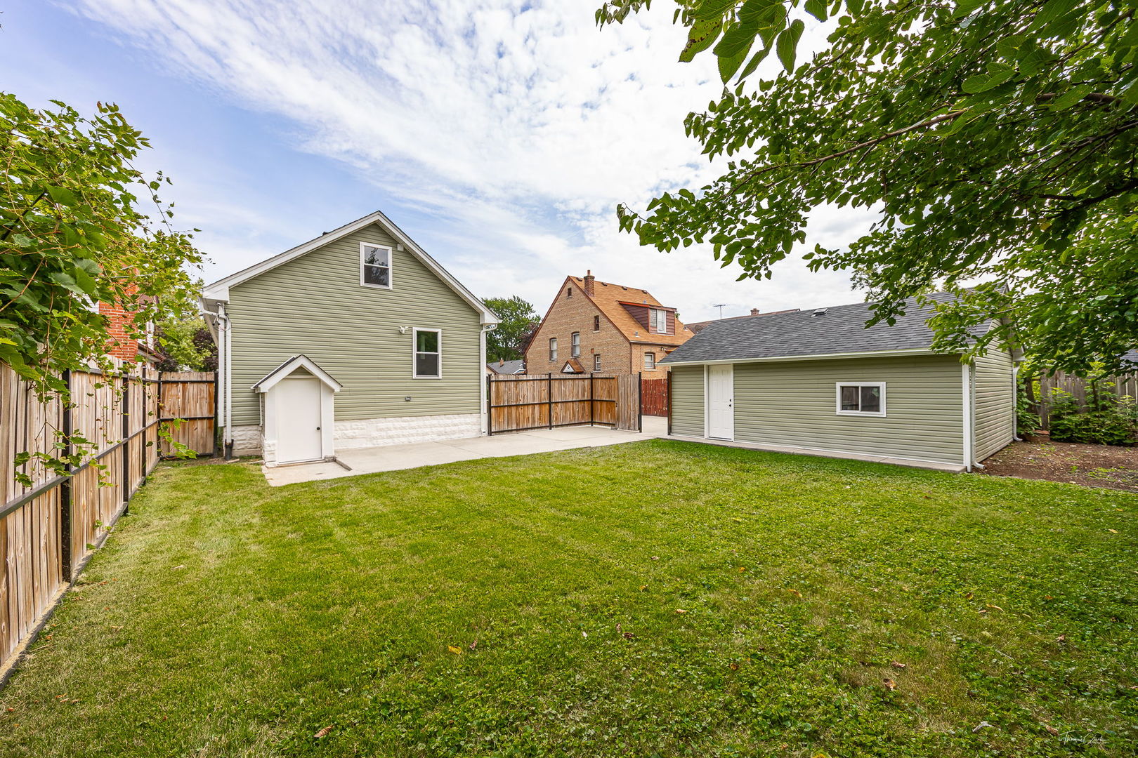1926 S 19th Avenue, Maywood, IL 60153