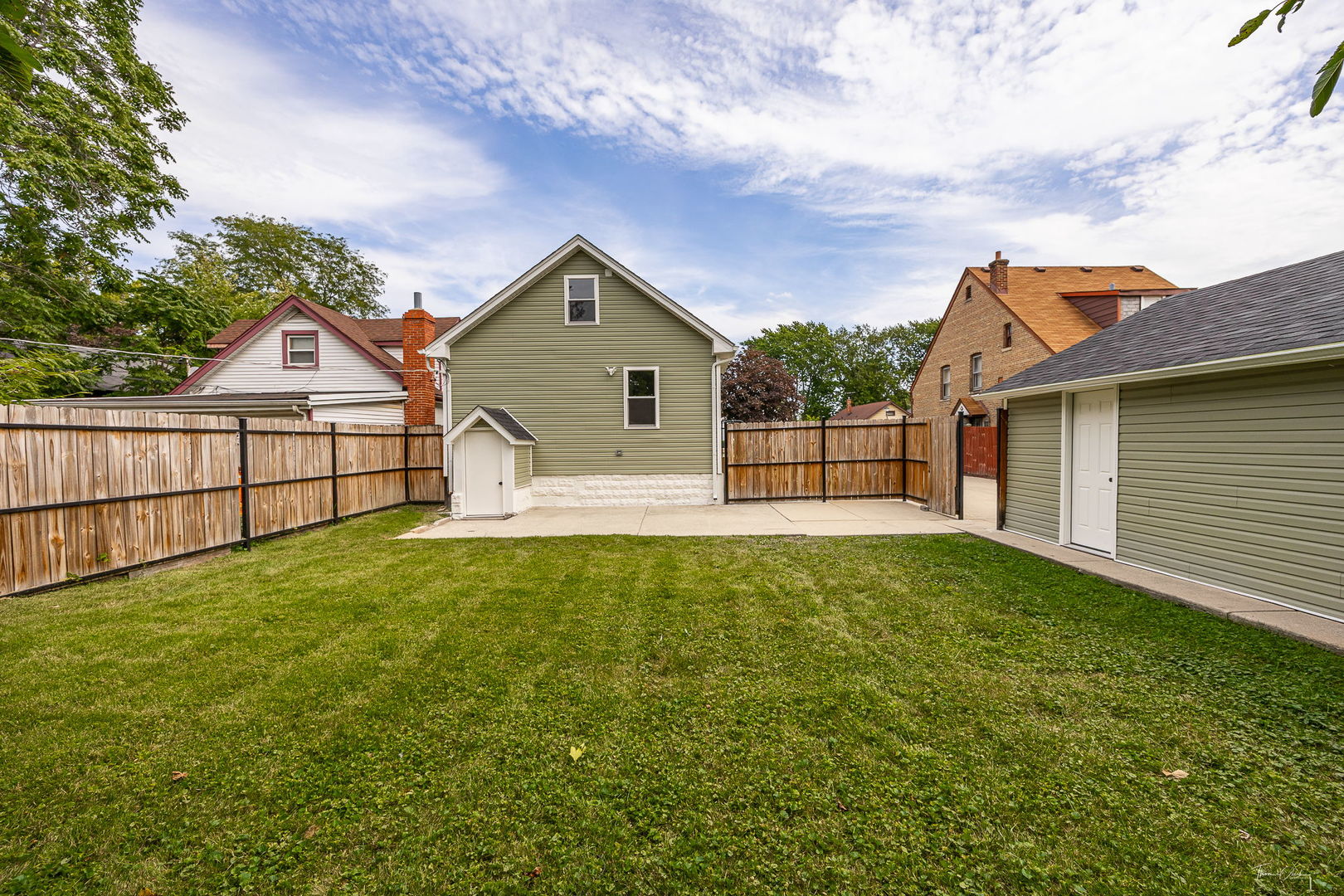 1926 S 19th Avenue, Maywood, IL 60153