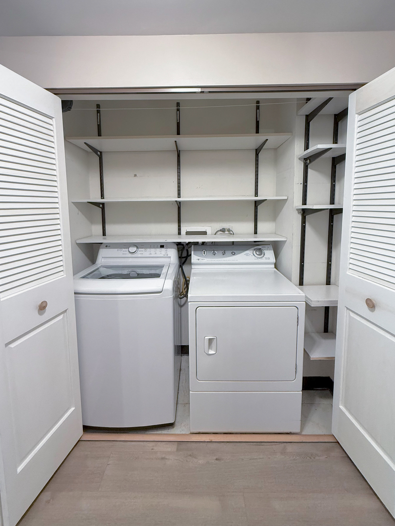 720 W Randolph Street #608, Chicago, IL 60661