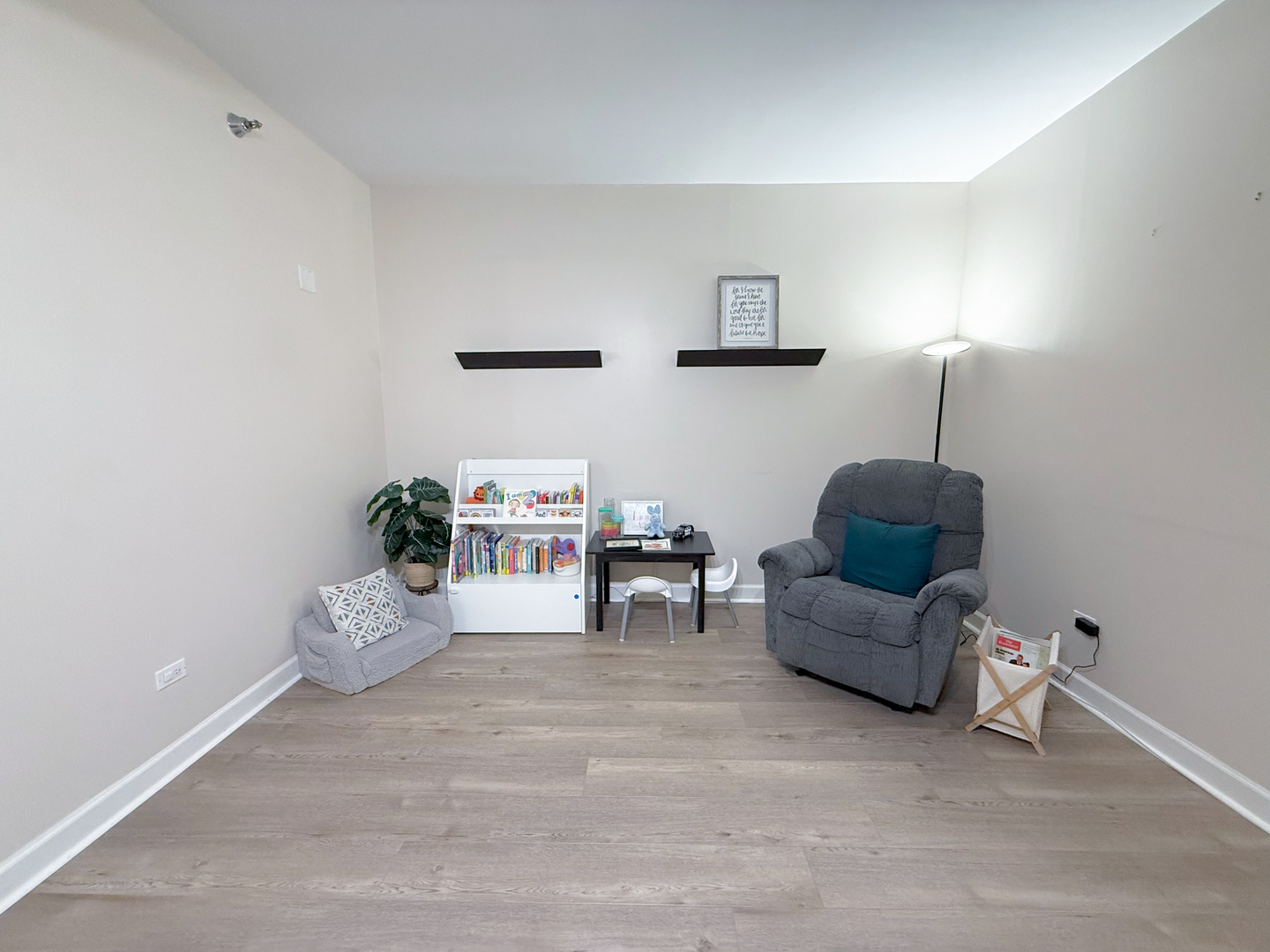 720 W Randolph Street #608, Chicago, IL 60661