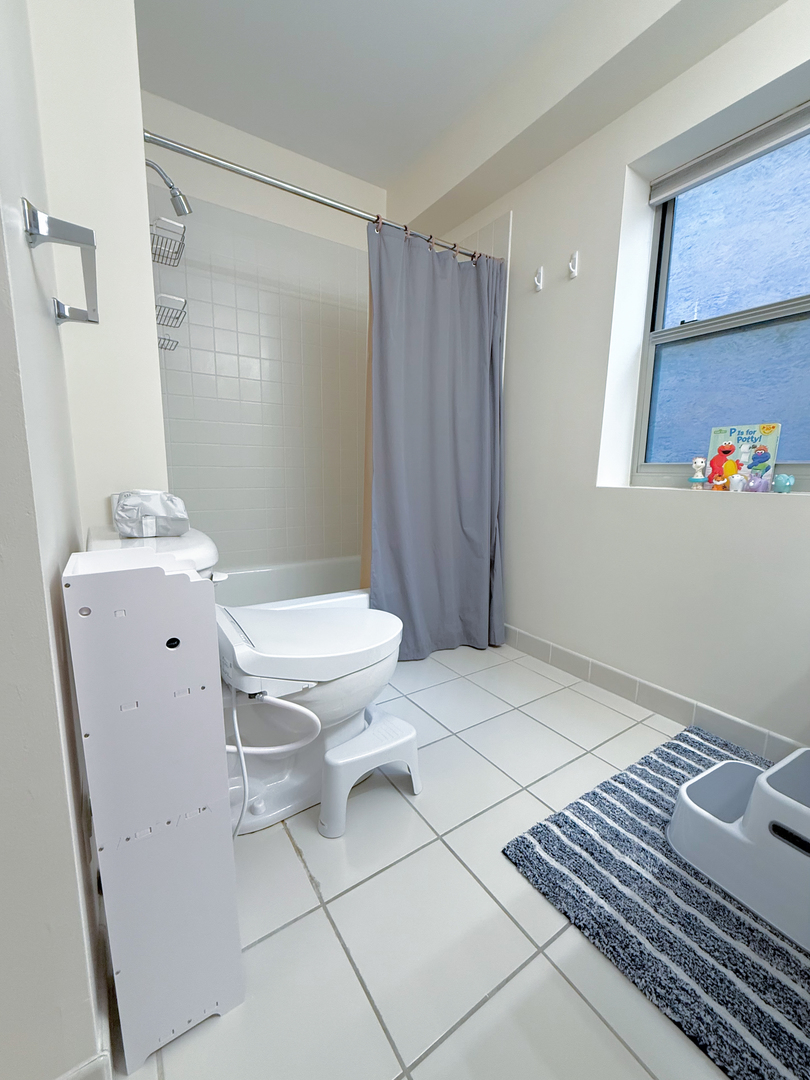 720 W Randolph Street #608, Chicago, IL 60661