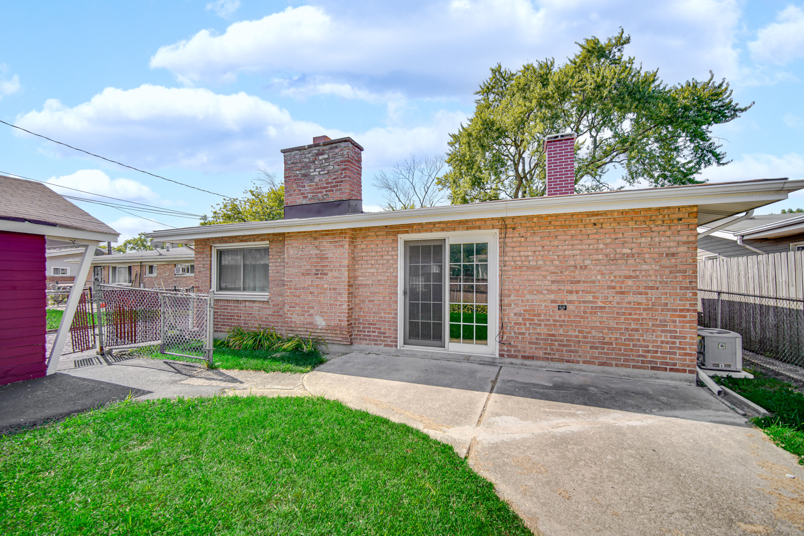 1455 Burnham Avenue, Calumet City, IL 60409