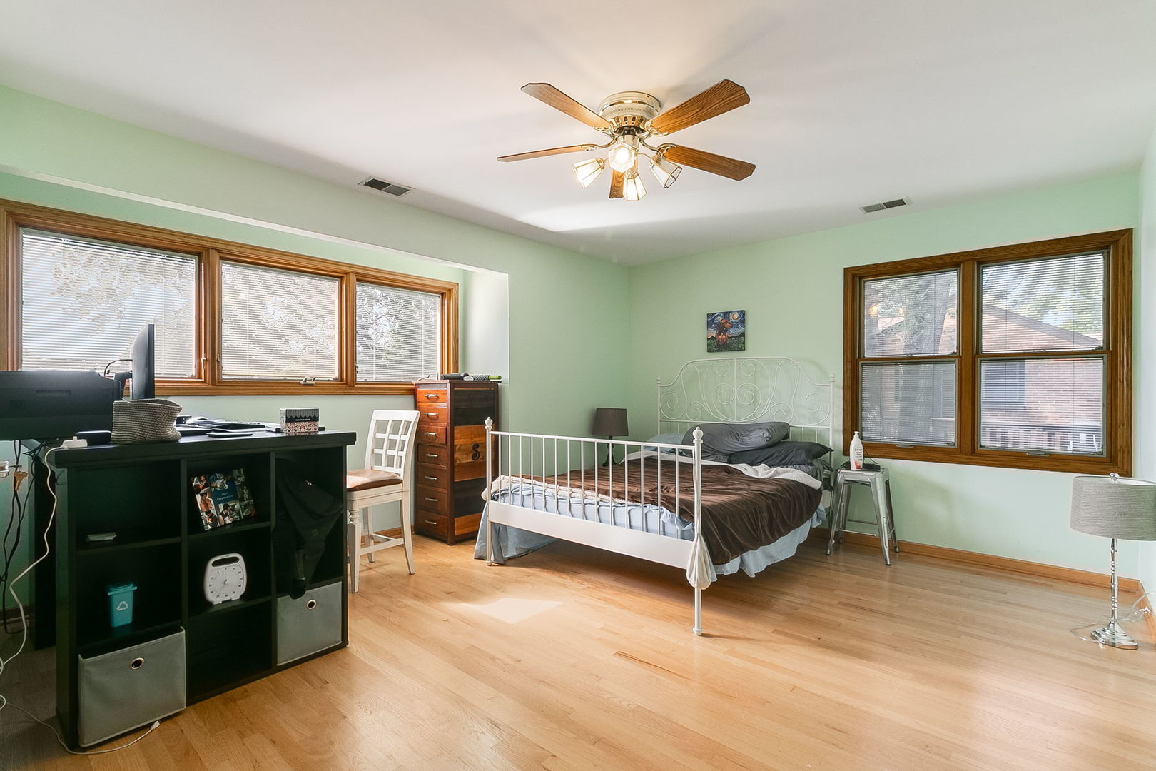 9711 Tulley Avenue, Oak Lawn, IL 60453