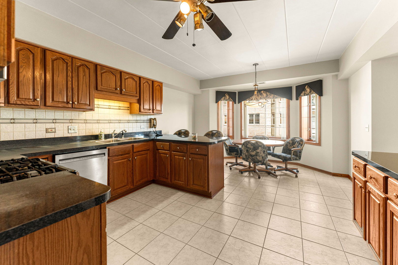 11901 Windemere Court #301, Orland Park, IL 60467
