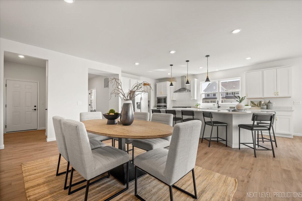 2308 Lawlor Lane, Naperville, IL 60564