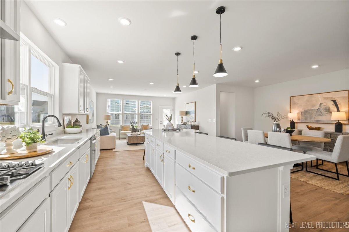 2308 Lawlor Lane, Naperville, IL 60564