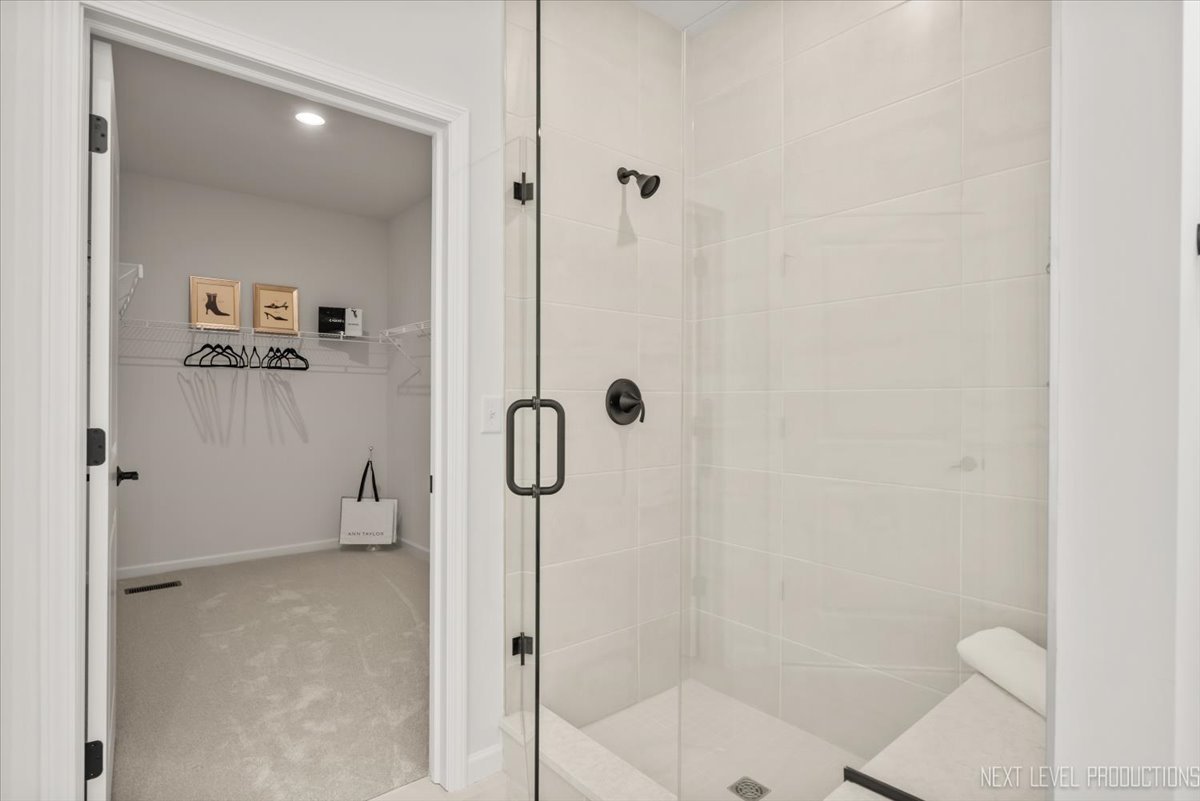 2308 Lawlor Lane, Naperville, IL 60564