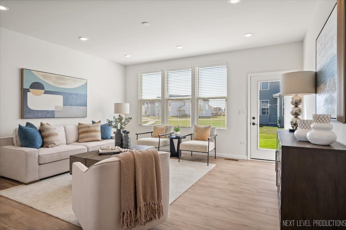 2308 Lawlor Lane, Naperville, IL 60564