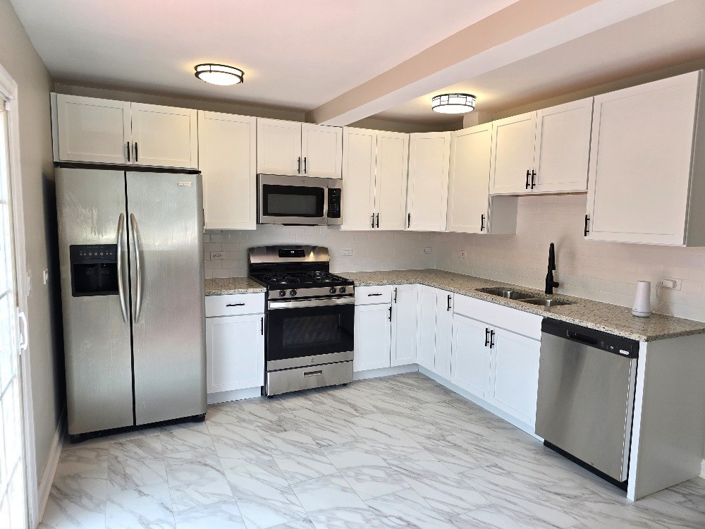 5657 N Parkside Avenue, Chicago, IL 60646