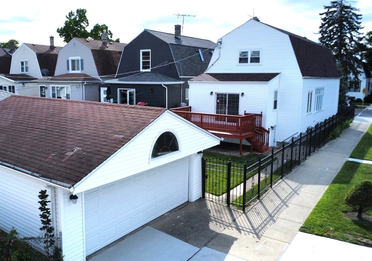 5657 N Parkside Avenue, Chicago, IL 60646