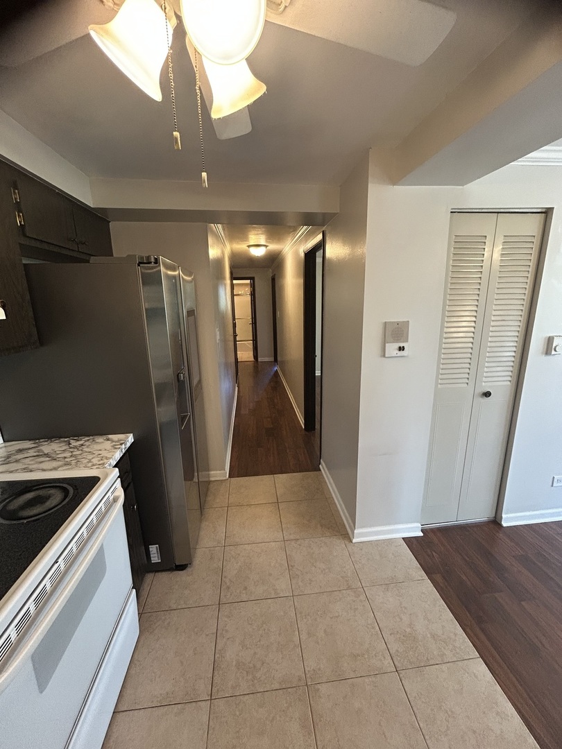 6700 W 64TH Place #3E, Chicago, IL 60638