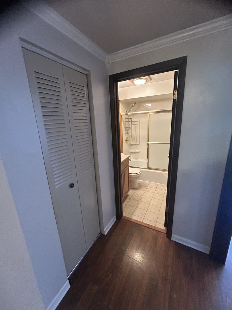 6700 W 64TH Place #3E, Chicago, IL 60638