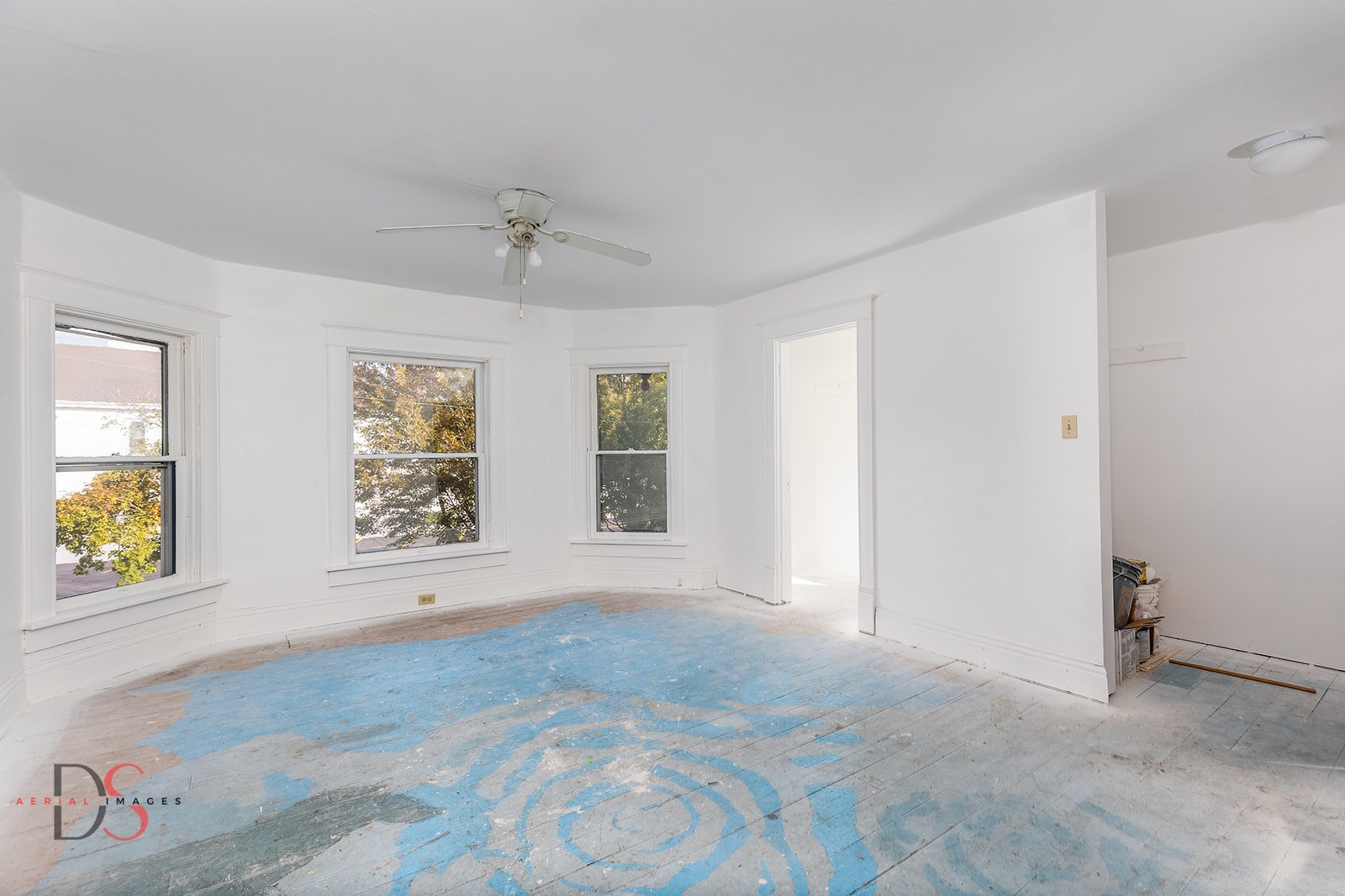 131 E Church Street, Utica, IL 61373